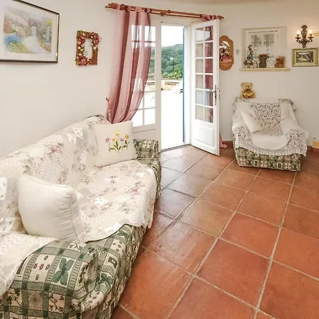 Tatil Evi In Maxime With Wifi