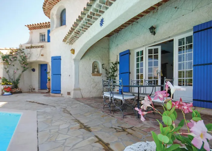 In Maxime With Wifi Holiday home Sainte-Maxime